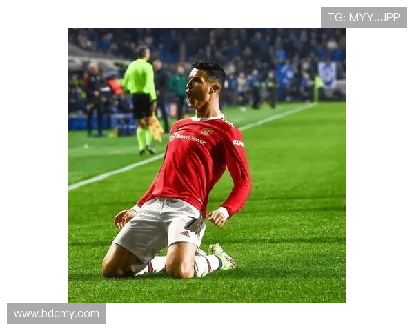 C罗遗憾告别世界杯一代传奇落幕背影令人唏嘘见证足坛时代更迭风